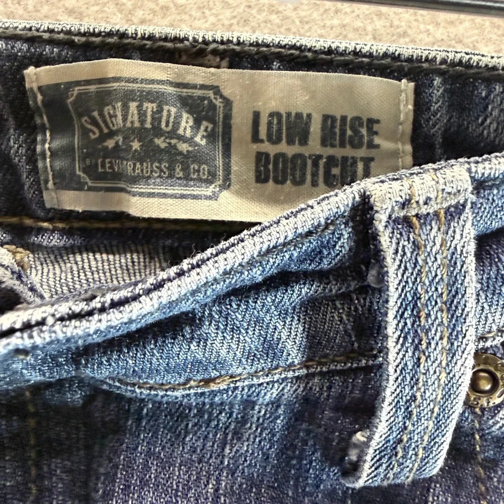 Signature by Levi Strauss & Co. signature by
